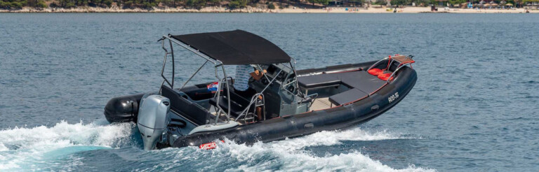 Valiant-760-Rent-a-boat-Trogir-9