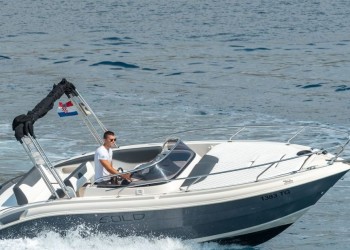 eolo-730-Boat-rental-Trogir-7